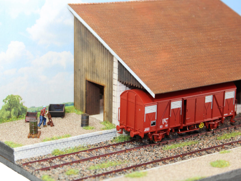 Maquette HO – Halle Marchandises En Bois + Quai – Colinter Productions